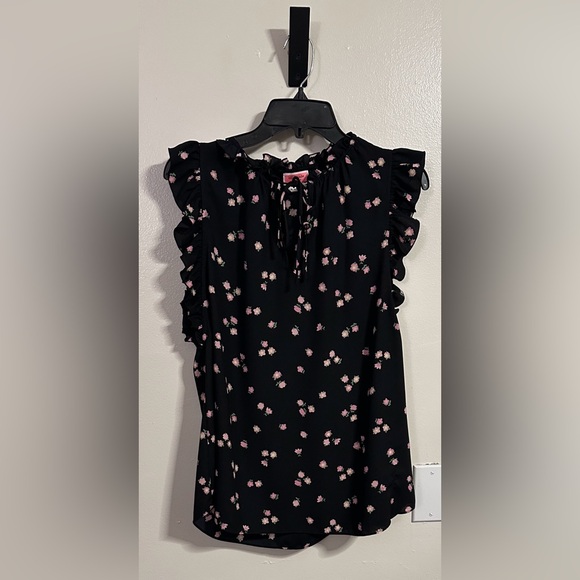 kate spade Tops - Gorgeous Kate spade blouse size M